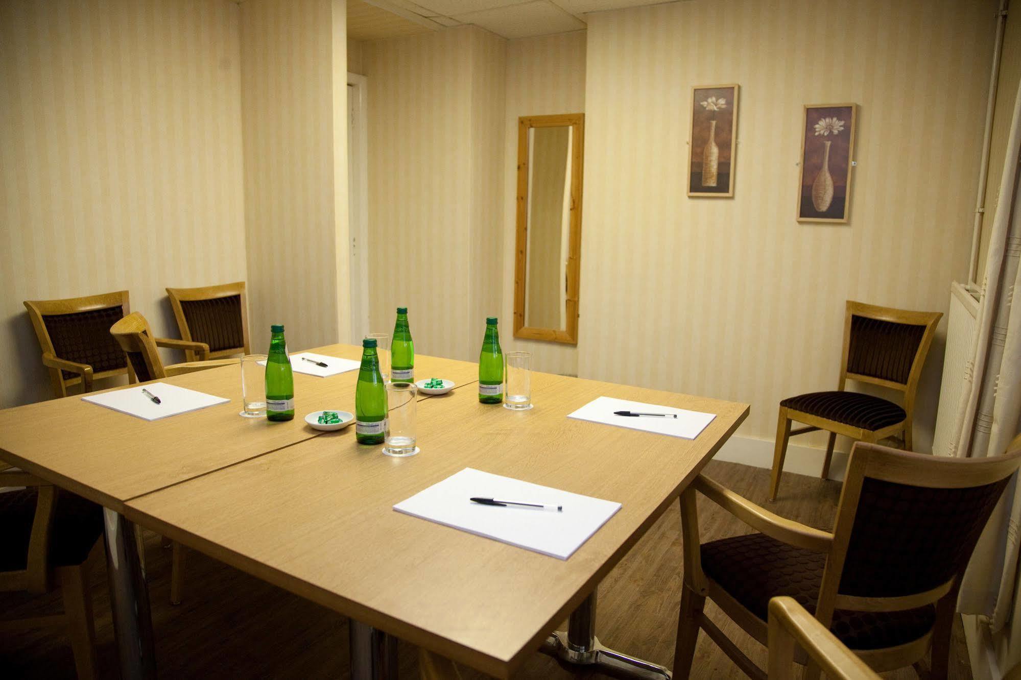 King Charles Hotel Gillingham  Extérieur photo
