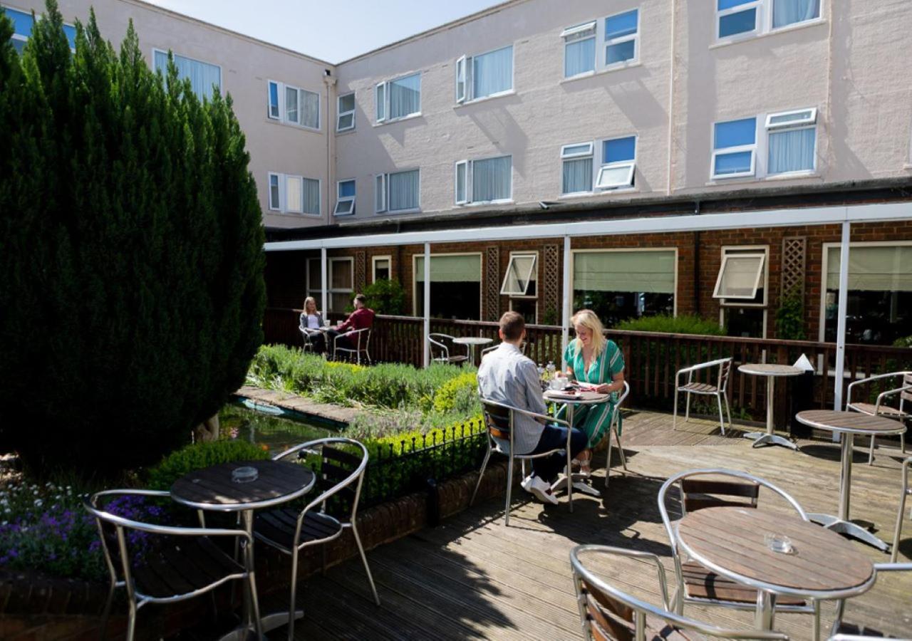 King Charles Hotel Gillingham  Extérieur photo